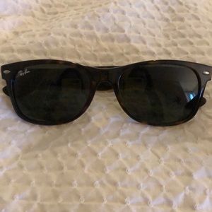 Ray Ban Tortoise Wayfarers
